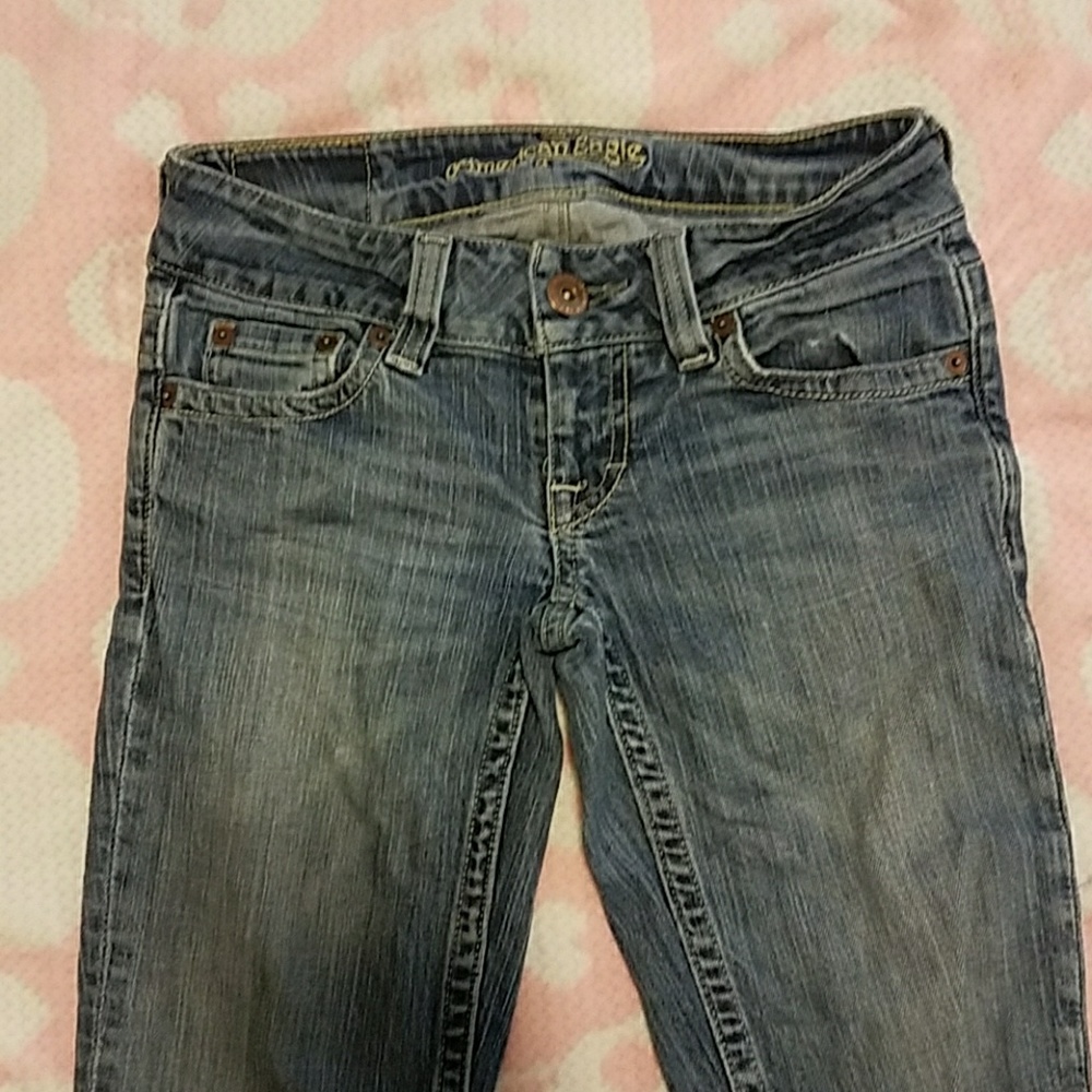 AE Medium Wash Skinny Jeans